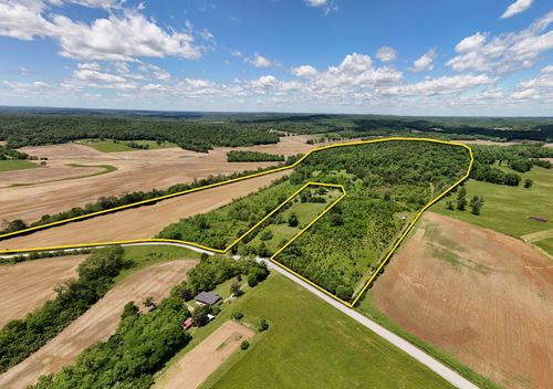 5326 Berrys Lick Rd, Lewisburg, KY, 42256-9536 | Card Image