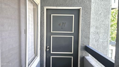 unit-431-26922 Flo Ln, Santa Clarita, CA, 91351-5517 | Card Image