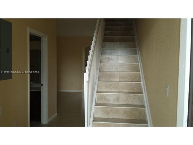 APT-819 - 21205 Nw 14 Th Pl, Townhouse with 3 bedrooms, 3 bathrooms and null parking in Miami Gardens FL | Image 5