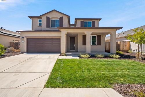 200 De Bord Dr, Tracy, CA, 95376 | Card Image