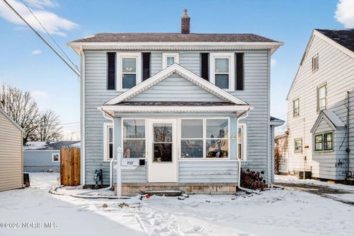 2352 108th St, Toledo, OH, 43611-1943 | Card Image
