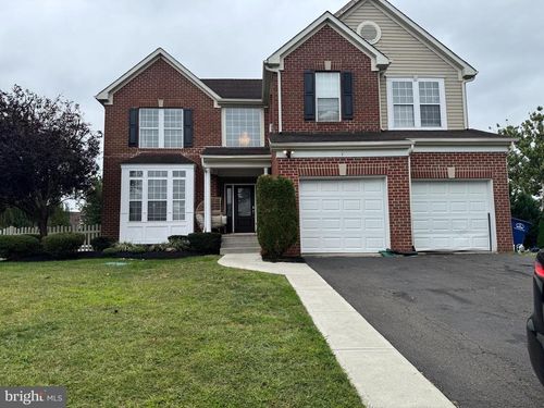 1 Lenape Ln, BURLINGTON, NJ, 08016-5119 | Card Image