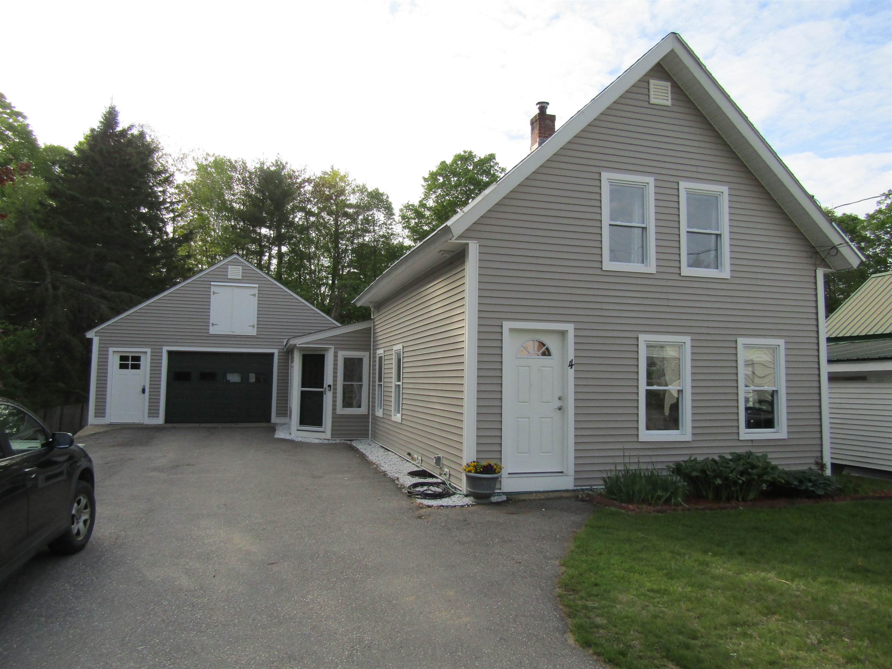 Lawrence Ct, Belmont, NH 03220