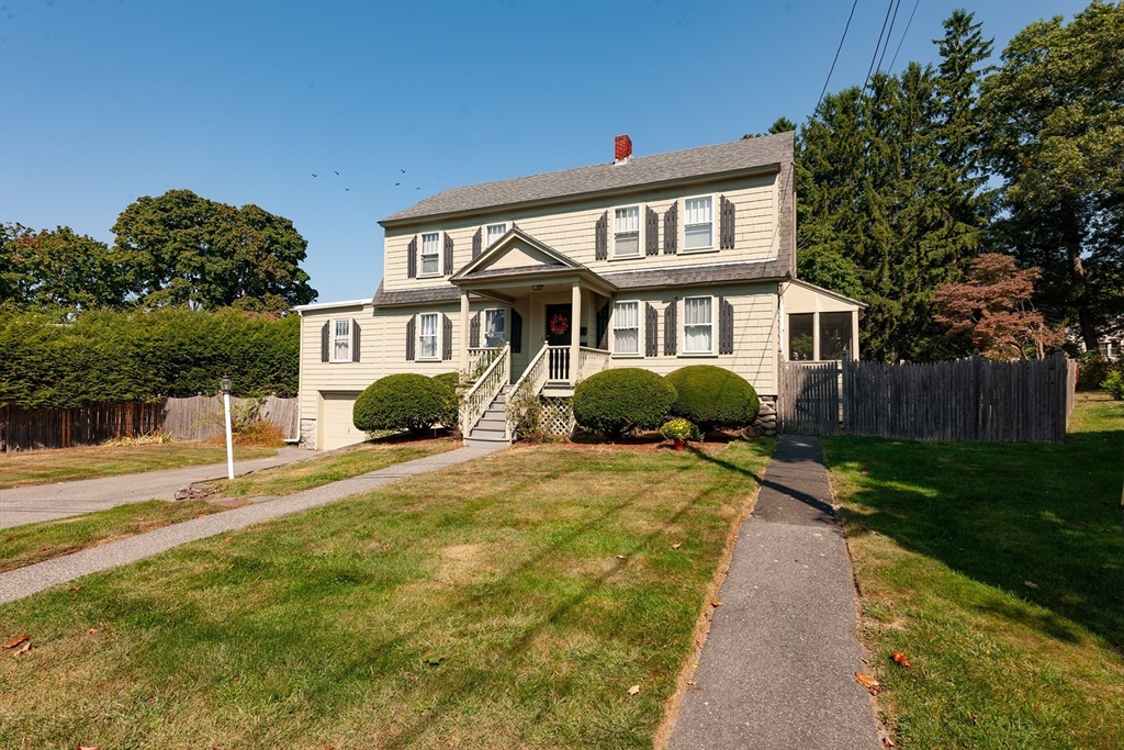 Putnam Rd, North Andover, MA 01845