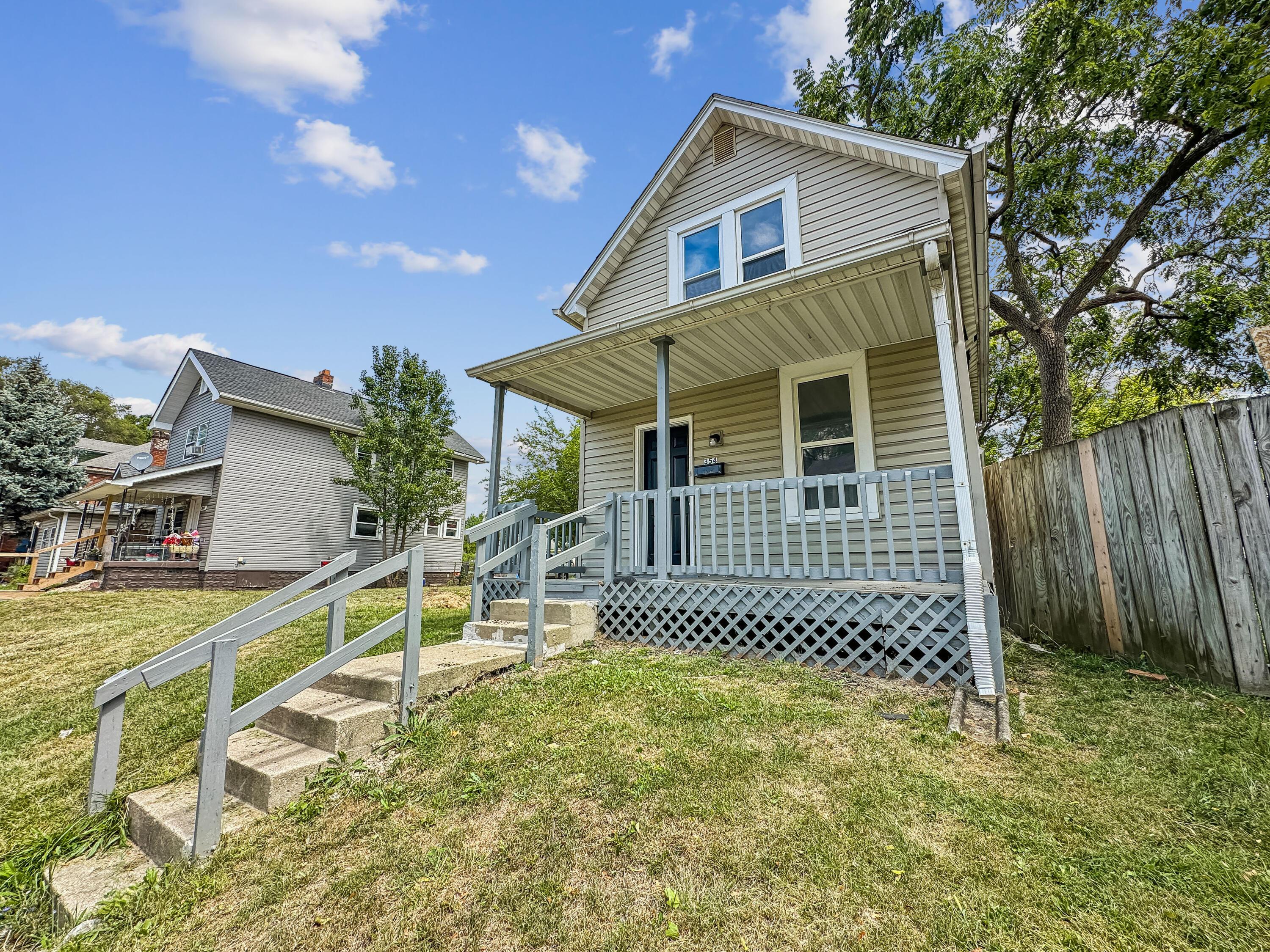 Ogden Ave, Columbus, OH 43204
