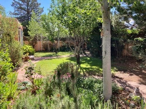 2039 Kiva Rd, Santa Fe, NM, 87505-3205 | Card Image