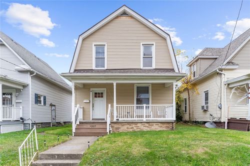 1307 Huron Ave, New Castle, PA, 16101-4434 | Card Image