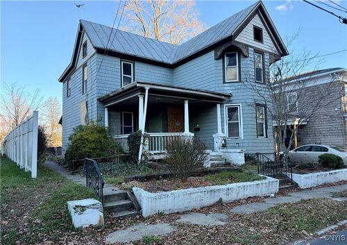 313 Cottage St, Rome, NY, 13440-5902 | Card Image