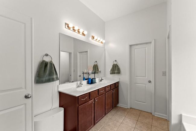 5901 Cobblestone Creek Cir, House other with 4 bedrooms, 3 bathrooms and null parking in MABLETON GA | Image 28