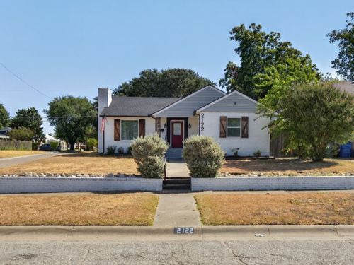 2122 Berwick Ave, Dallas, TX, 75203-4204 | Card Image