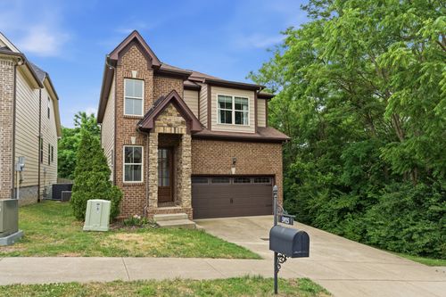 5925 Woodlands Ave, Nashville, TN, 37211-7419 | Card Image