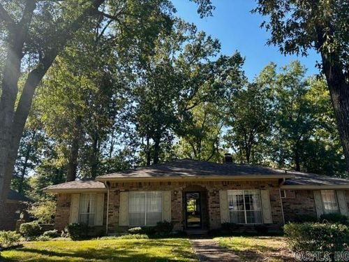 2106 Wellington Dr, Pine Bluff, AR, 71603-7628 | Card Image