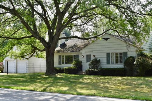 4918 Dorchester Dr, Erie, PA, 16509-2130 | Card Image