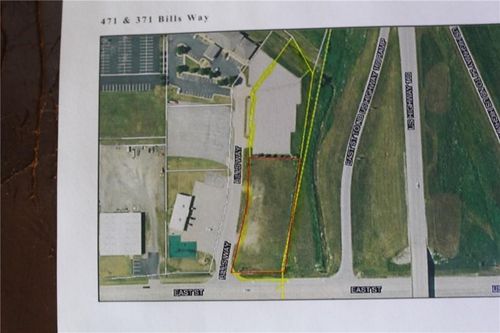 371 & 471 Bills Way Street, Iola, KS, 66749 | Card Image