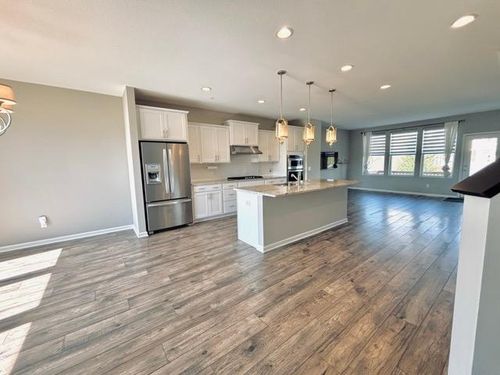 661 Satori Way, Chaska, MN, 55318-2745 | Card Image