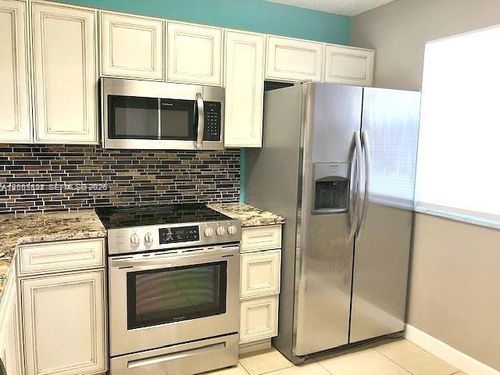 apt-155-5200 Nw 31st Ave, FORT LAUDERDALE, FL, 33309-2513 | Card Image