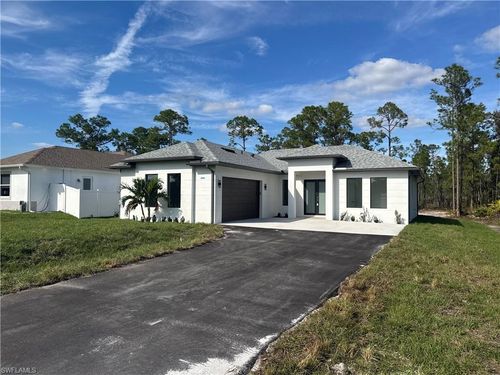 2930 37th Ave Ne, Naples, FL, 34120-1579 | Card Image