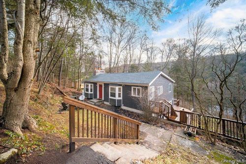 34 Overlook Rd, Woodbourne, NY, 12788-5669 | Card Image