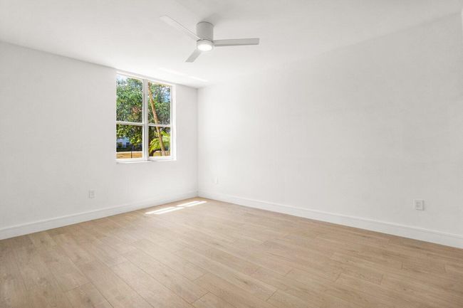 APT-105 - 720 Sapodilla Ave, Condo with 2 bedrooms, 2 bathrooms and null parking in West Palm Beach FL | Image 15