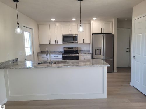 1645 Abbey Ct, Mt Pleasant, MI, 48858-8176 | Card Image