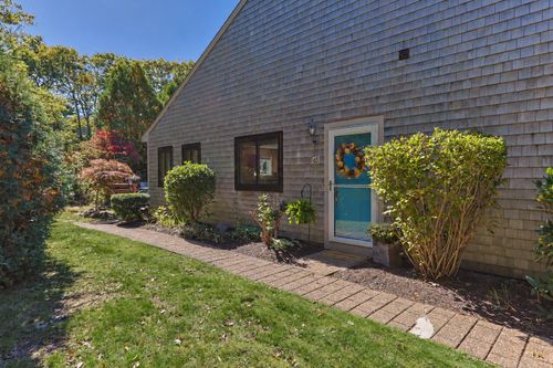 unit-65-65 Roundhouse Rd, Buzzards Bay, MA, 02532-3885 | Card Image