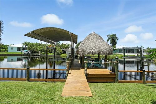 2131 Saint Croix Ave, FORT MYERS, FL, 33905-2037 | Card Image