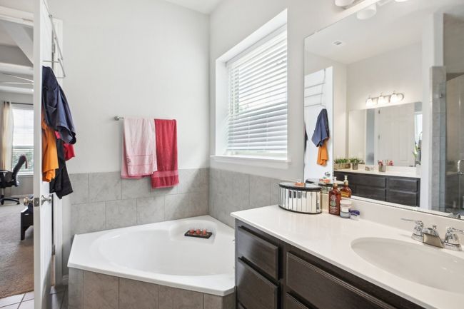 802 Clearwell St, House other with 4 bedrooms, 4 bathrooms and 4 parking in Cedar Park TX | Image 19