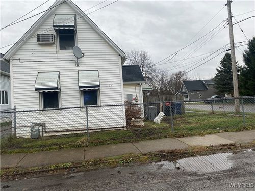 22 Warsaw St, Lackawanna, NY, 14218-2323 | Card Image