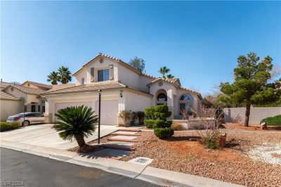 7959 Quail Summit Lane, House other with 5 bedrooms, 3 bathrooms and null parking in Las Vegas NV | Image 2