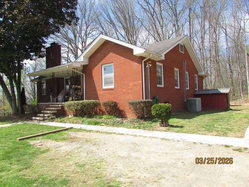 743 Hunter Rd, Hayesville, NC, 28904-6221 | Card Image