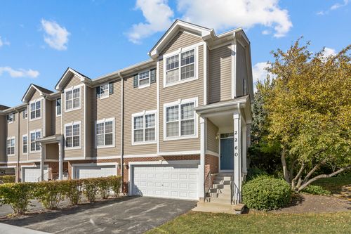 2260 Hudson Cir, Aurora, IL, 60502-7340 | Card Image