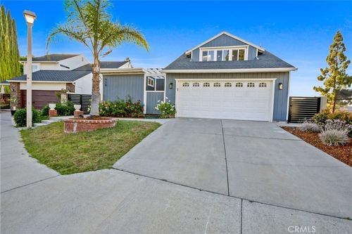 520 Golden Sky Ln, Anaheim, CA, 92807 | Card Image