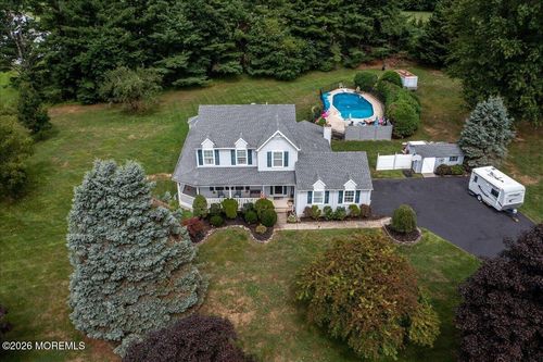 8 Long Acre Dr, Cream Ridge, NJ, 08514-1620 | Card Image