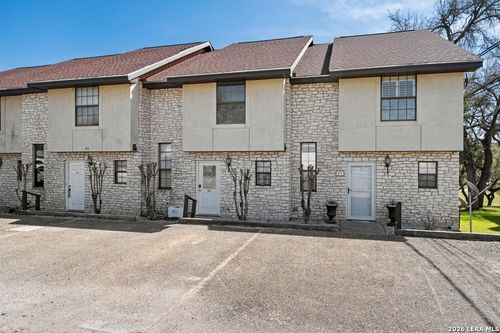 b5-421 Watts Ln, Canyon Lake, TX, 78133-6465 | Card Image