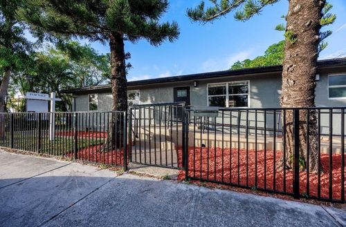 800 Nw 6th Ave, Pompano Beach, FL, 33060-5806 | Card Image