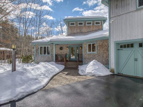 107 Lull Road, New Boston, NH, 03070 | Card Image