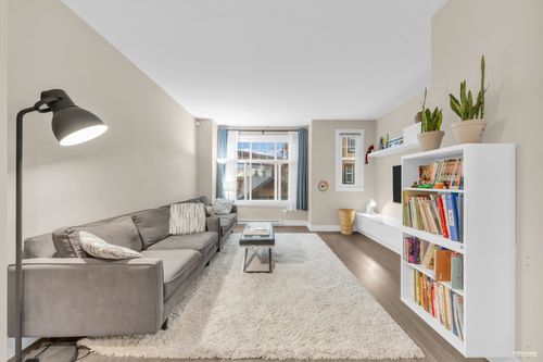 26-6088 Beresford St, Burnaby, BC, V5J0G2 | Card Image