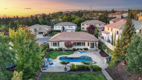 1669 Gallinger Ct, Folsom, CA, 95630-6211 | Card Image