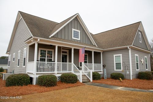 83 Barrow Dr, Whiteville, NC, 28472-6232 | Card Image