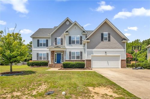 5720 Gentleman Dr, Hope Mills, NC, 28348-2592 | Card Image