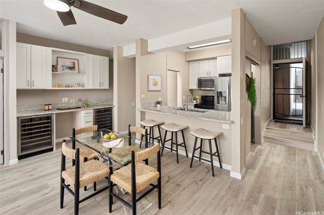APT-307B - 1020 Aoloa Pl, Condo with 3 bedrooms, 2 bathrooms and 2 parking in Kailua HI | Image 4