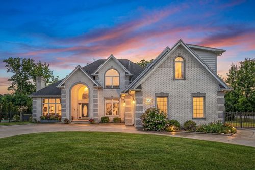 1 Bell Oak Ln, Lemont, IL, 60439-9145 | Card Image