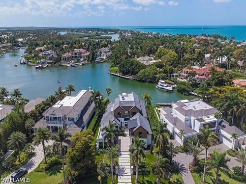 3040 Fort Charles Dr, NAPLES, FL, 34102-7948 | Card Image