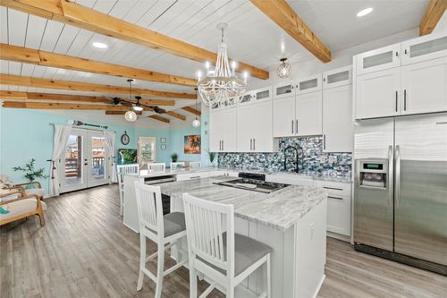 190 Barracuda St, Bayou Vista, TX, 77563-2506 | Card Image