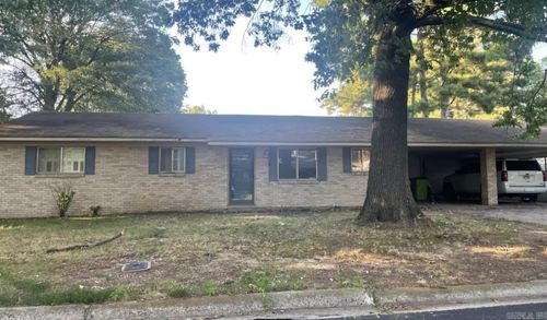 1210 W 16th St, Stuttgart, AR, 72160-5737 | Card Image