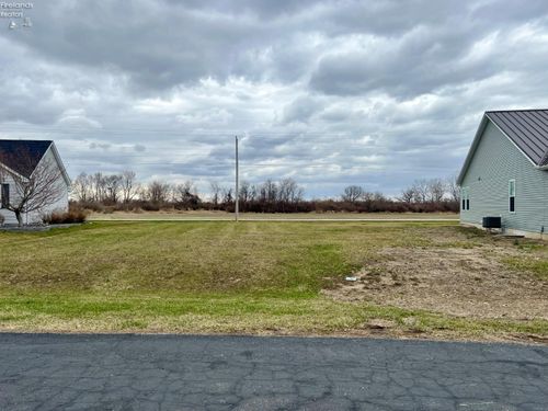 2790 S Amherst, Port Clinton, OH, 43452-2200 | Card Image