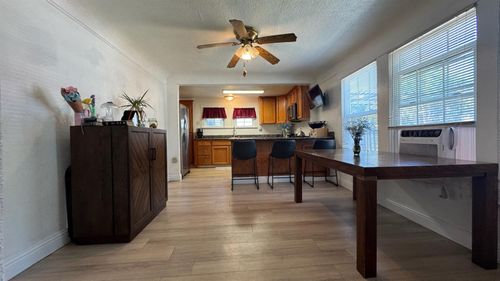 1830 E Robertson St, Stockton, CA, 95205-4241 | Card Image