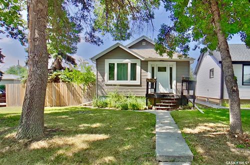 2480 Edgar St, Regina, SK, S4N3L3 | Card Image