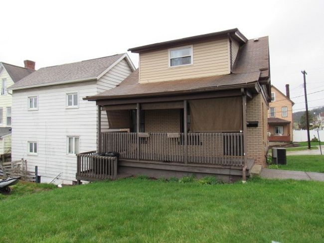 927 Brinton Ave, House other with 2 bedrooms, 1 bathrooms and null parking in Pitcairn PA | Image 4