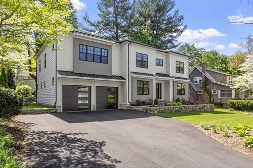 13 Woodland Rd, Lexington, MA, 02420-2006 | Card Image